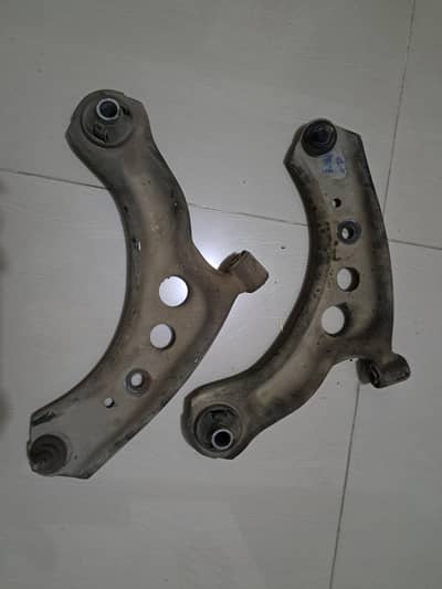 Suspension Toyota Yaris 1.3