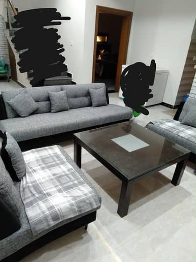 5 seater beautiful sofa set for sale
