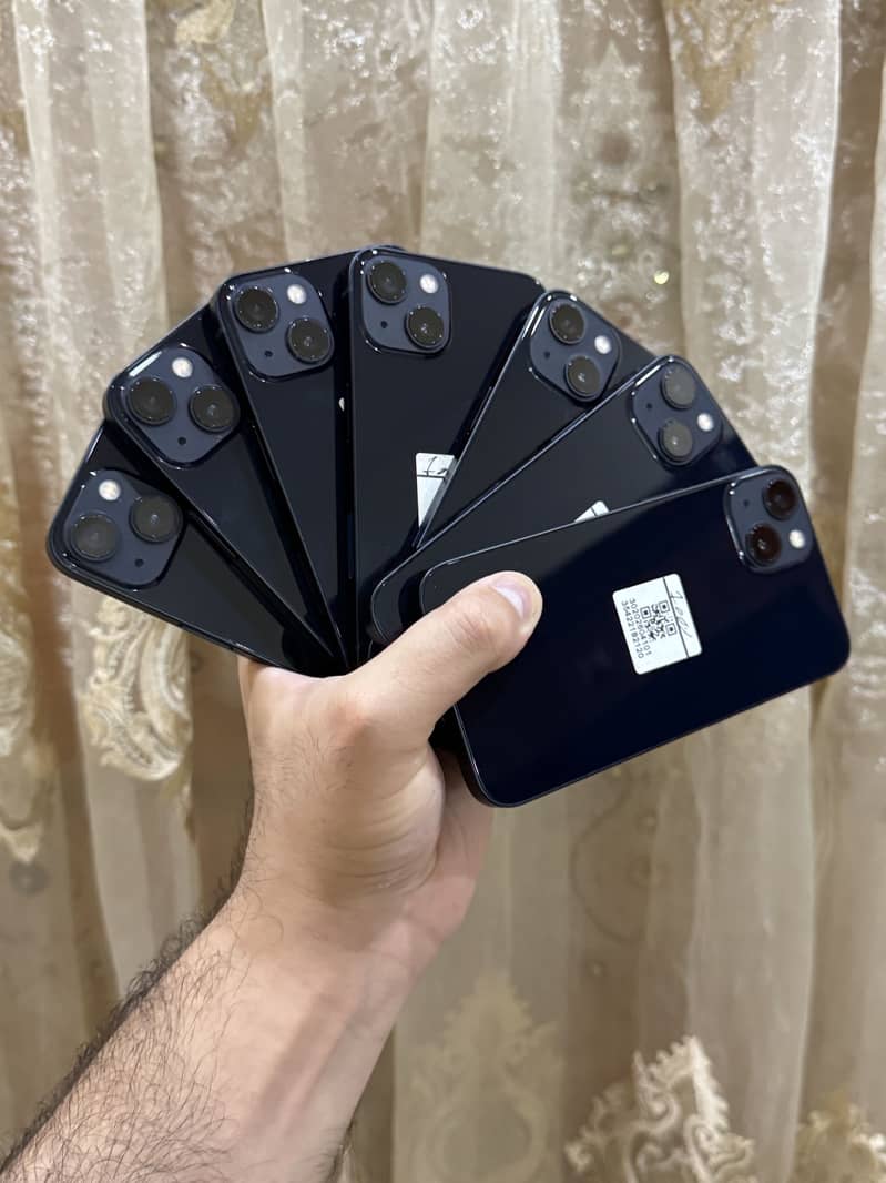iPhone 13 JV 128GB Non PTA | iPhone 15 Pro Max JV 256GB LLA | 1