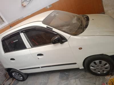 Hyundai Santro 2005 power steering home used