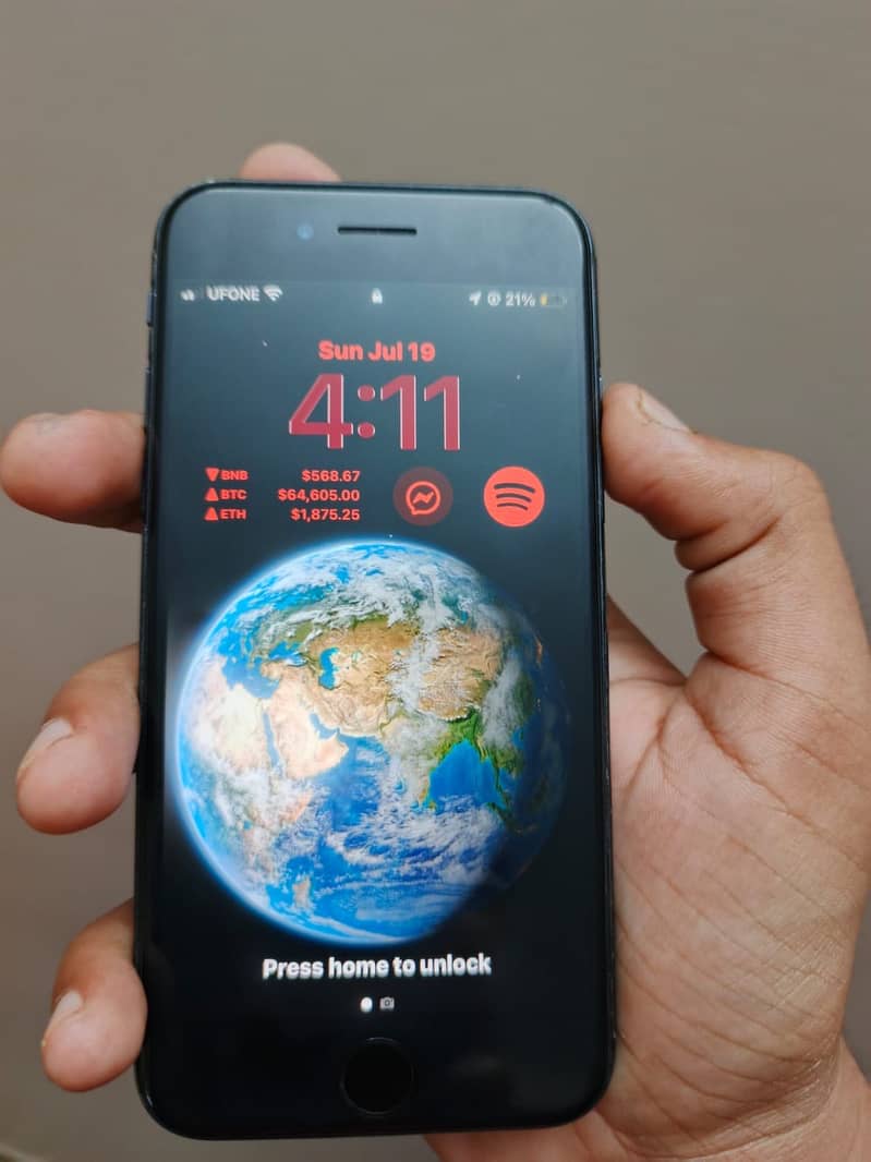 Apple iPhone SE 3