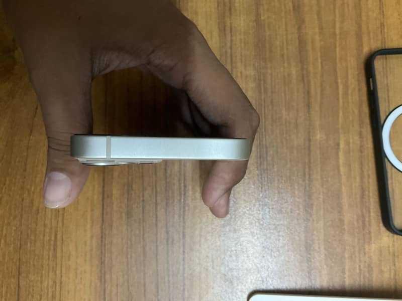iPhone 13 Mini 1