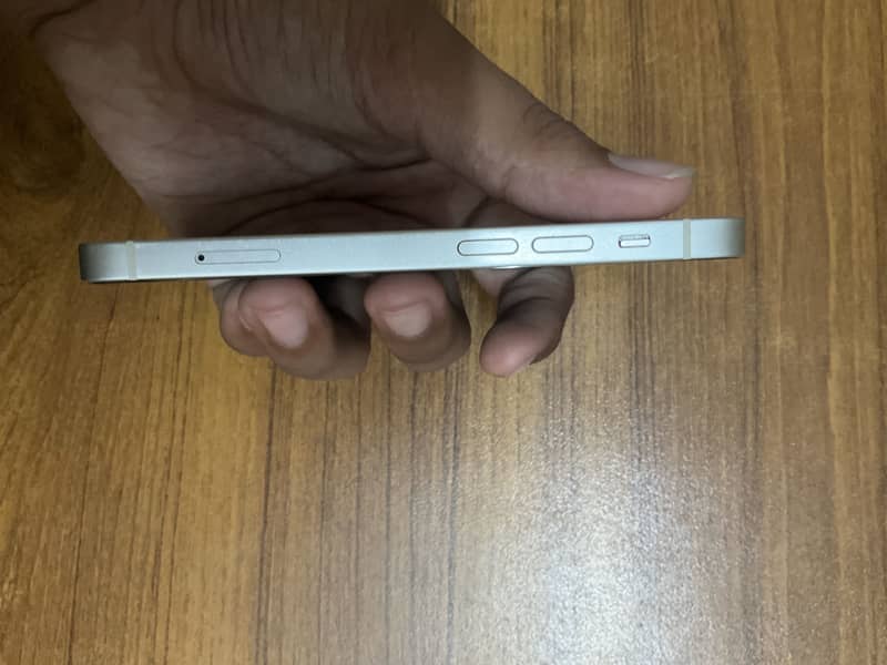 iPhone 13 Mini 5