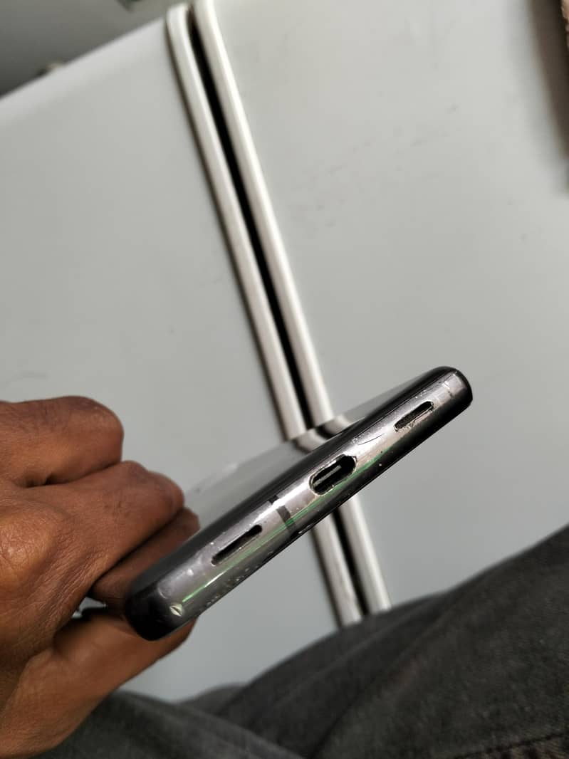 Google Pixel 7a 4
