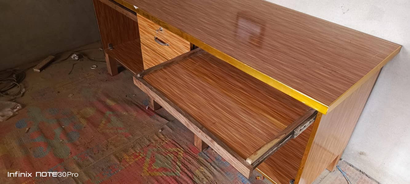 Premium Office Table | Computer Table 4