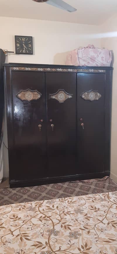 Wooden Bedroom set 4pcs