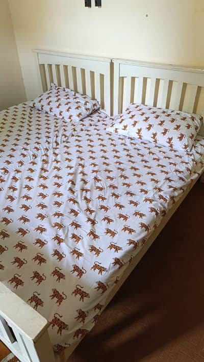 white pure wood imported bed