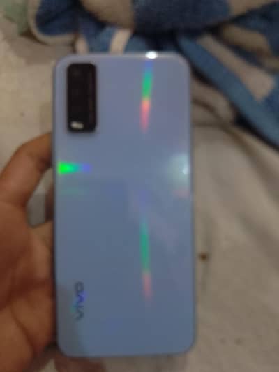 box nahi hy charger hy original