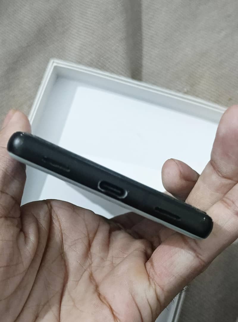 Google Pixel 6a 3