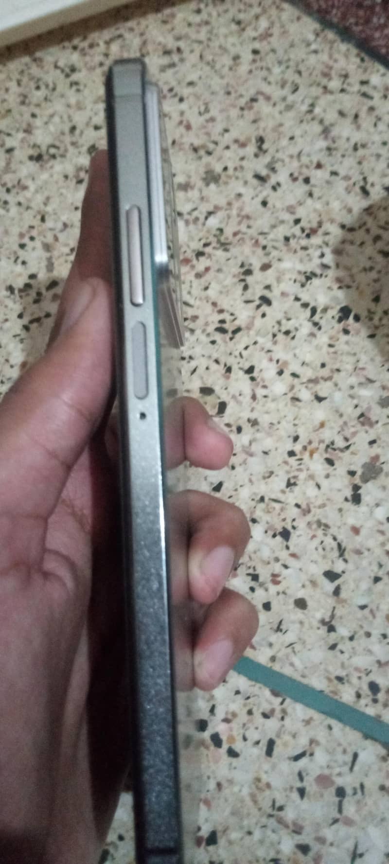 note 40 pro 5g 1