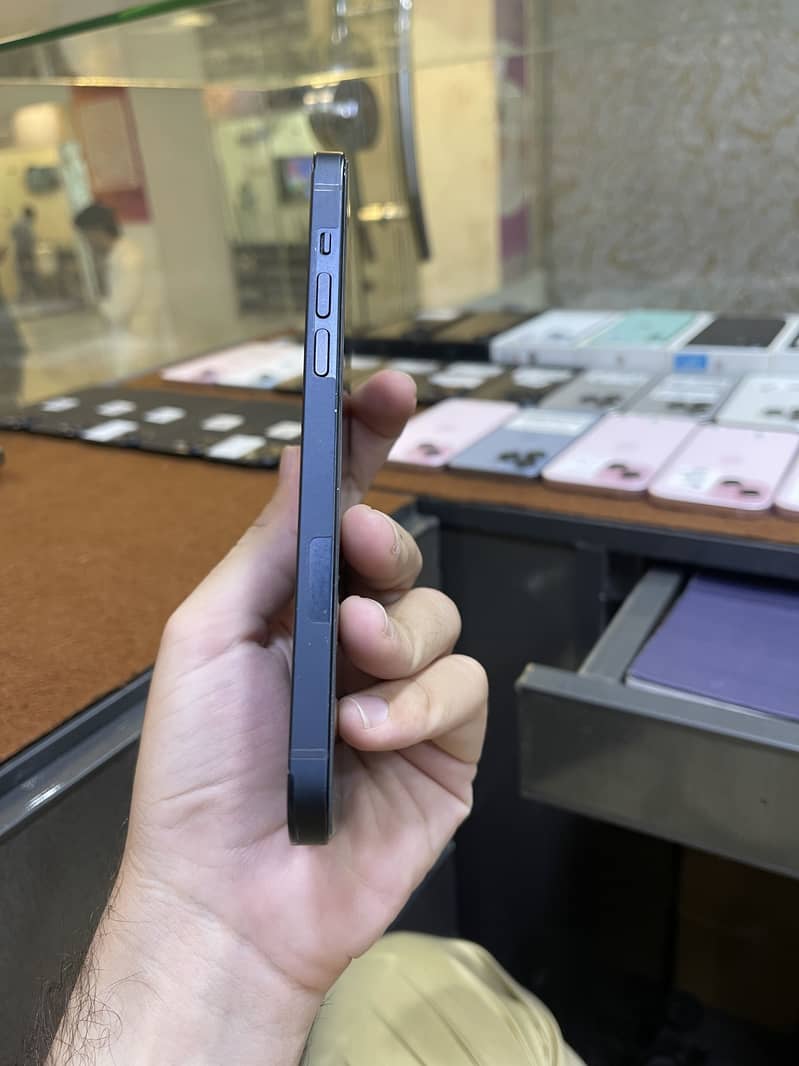 Iphone 14plus 1