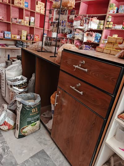 Shop counter