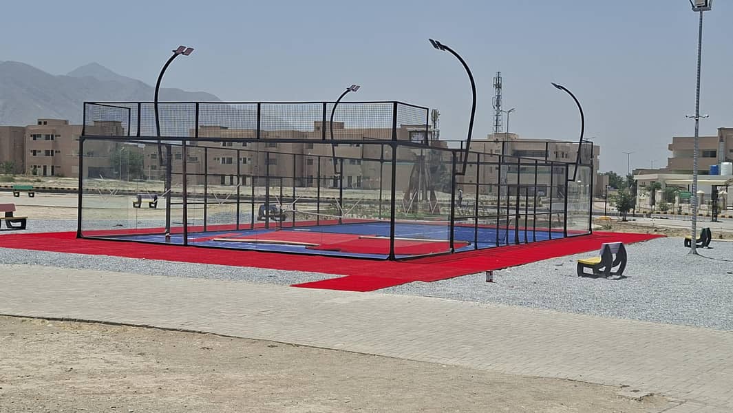 Padel courts developer 0