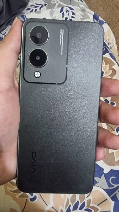 Vivo Y17s