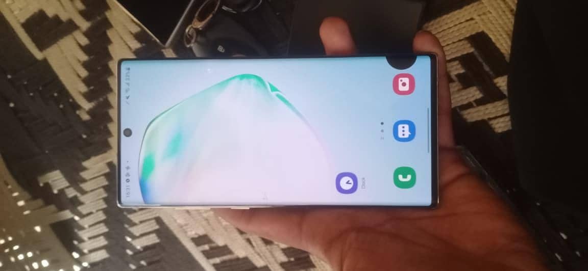 Samsung Mobile Note 10 Plus 2