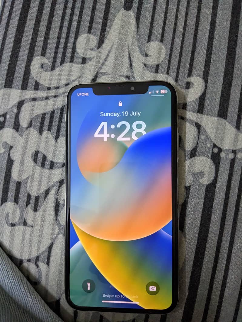 Apple iPhone X 2