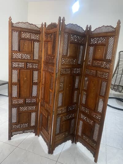 Sheesham wood carved partition