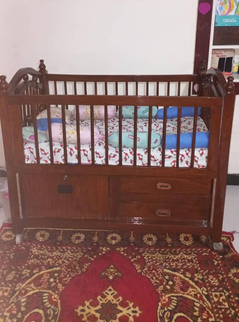 Baby Cot 0