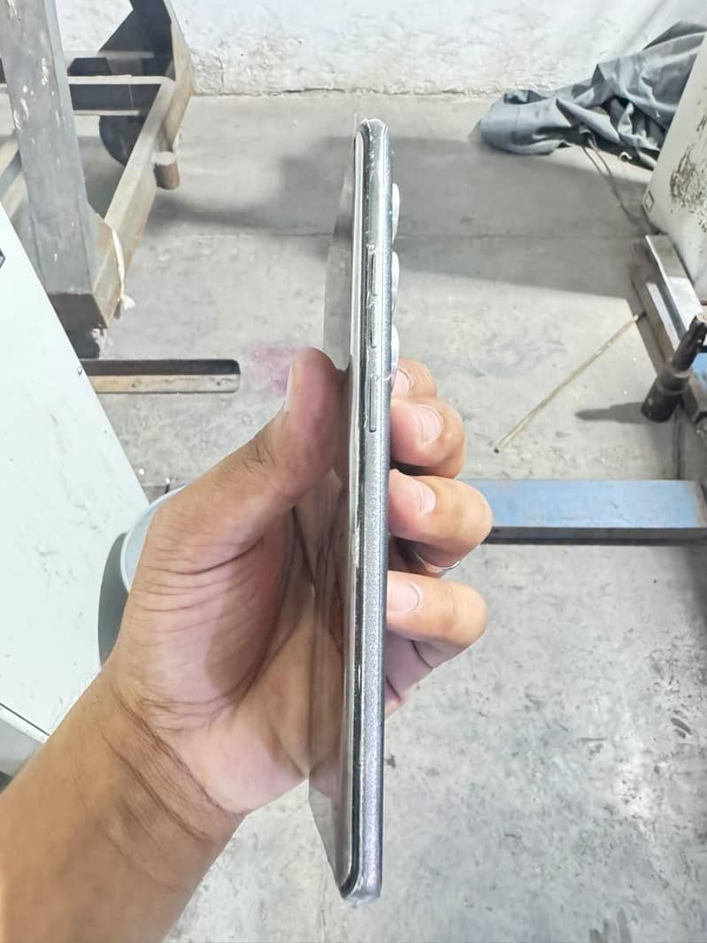 Tecno CAMON 40 Pro 1