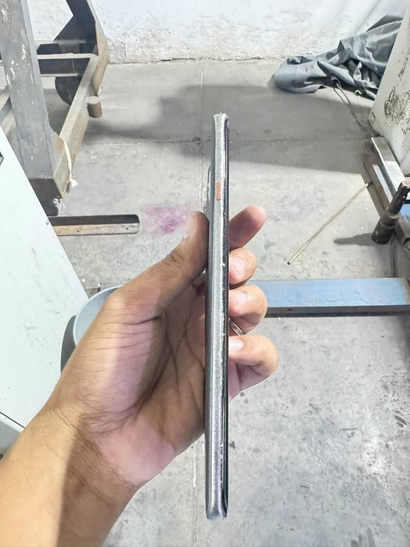 Tecno CAMON 40 Pro 2
