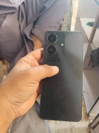 Realme Note 60
