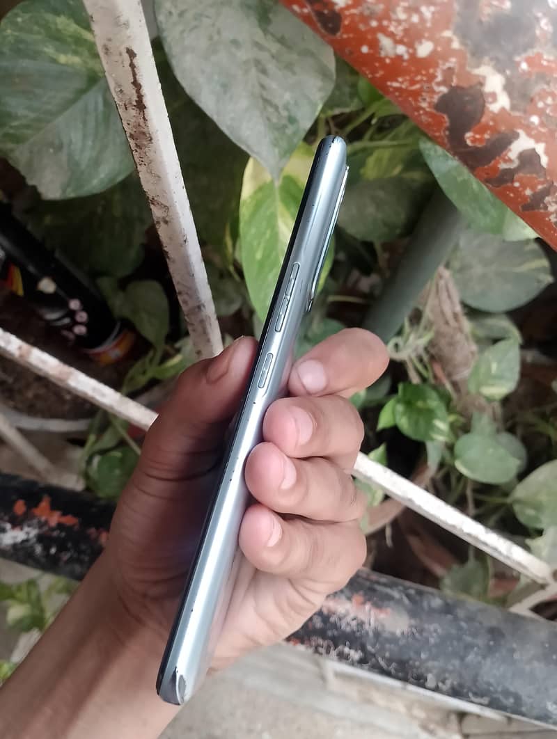 Tecno Camon 17 4