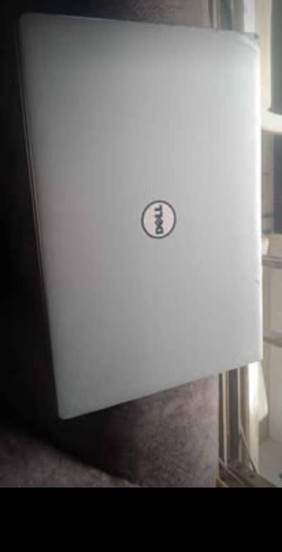 Selling laptop