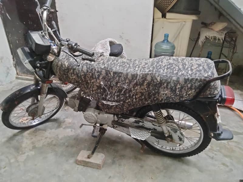 unique 70 (2017) 1