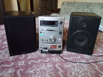 Selling my complete Sony HI-FI Deck System.