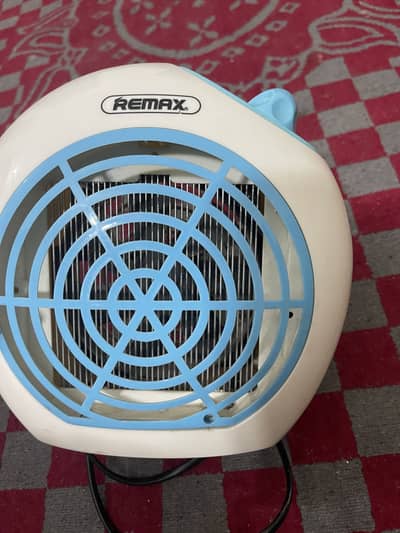 Selling Remax mosquito killer lamp in good condition