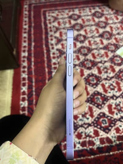 Iphone 12 8/10 conditon