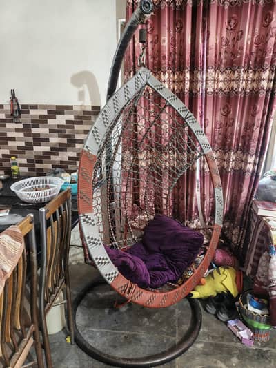 swing chair good condition wanted to sell