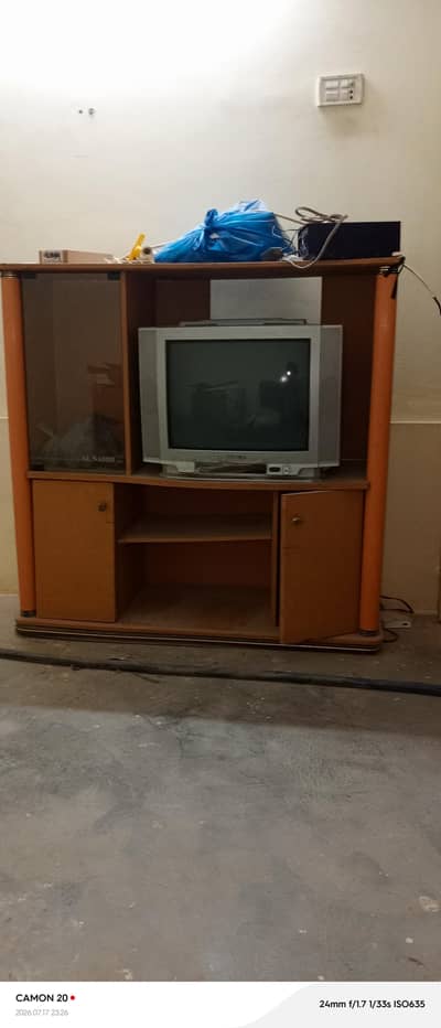 tv trolley in good condition