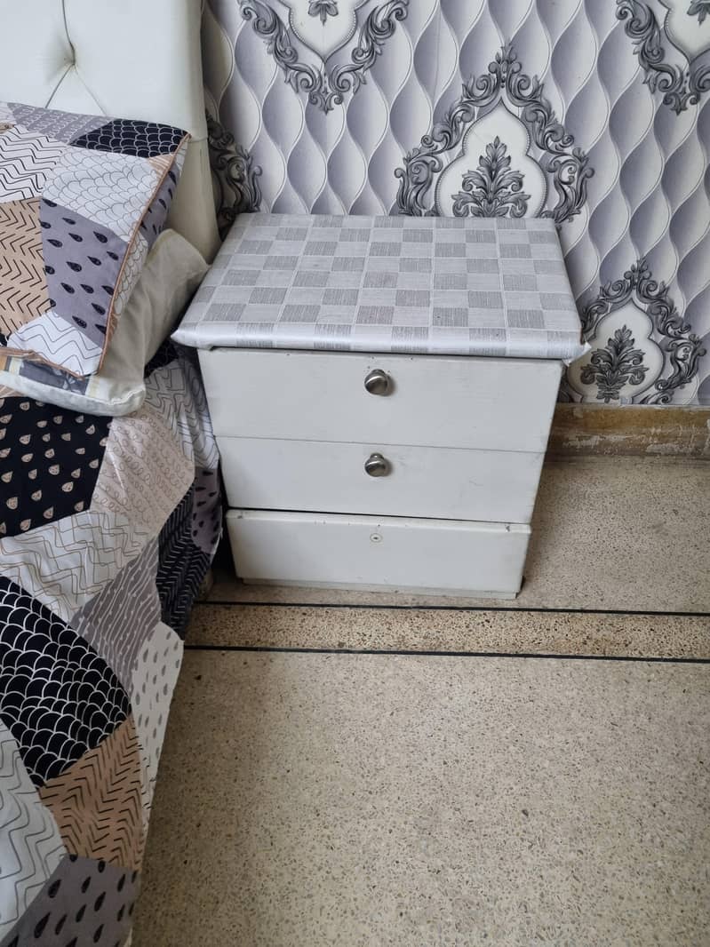 Solid Chinioti Bedroom Set – Excellent Condition 0