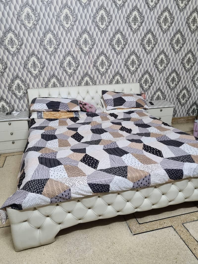 Solid Chinioti Bedroom Set – Excellent Condition 3