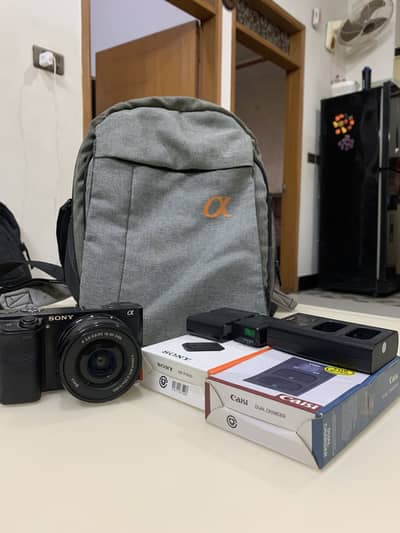 Sony A6300 Influencer Kit | 3 Batteries + Bag + Charger