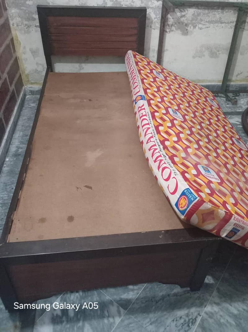 single bed 0