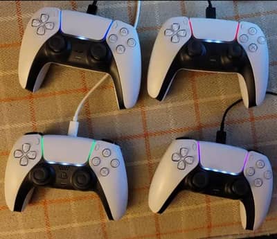 original PS5 and Xbox series controller