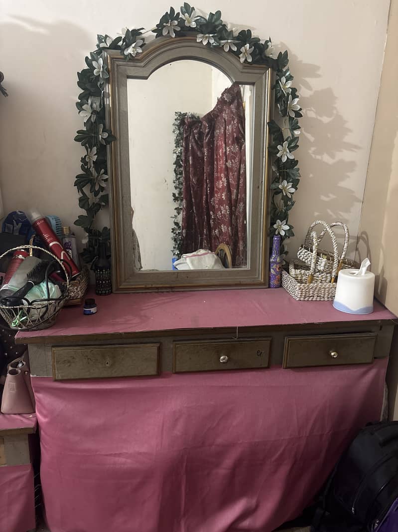 Two beds set 0
