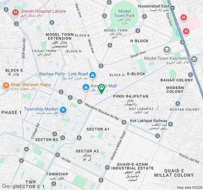 HOUSE FOR SALE CORNER IDEAL LOCATION