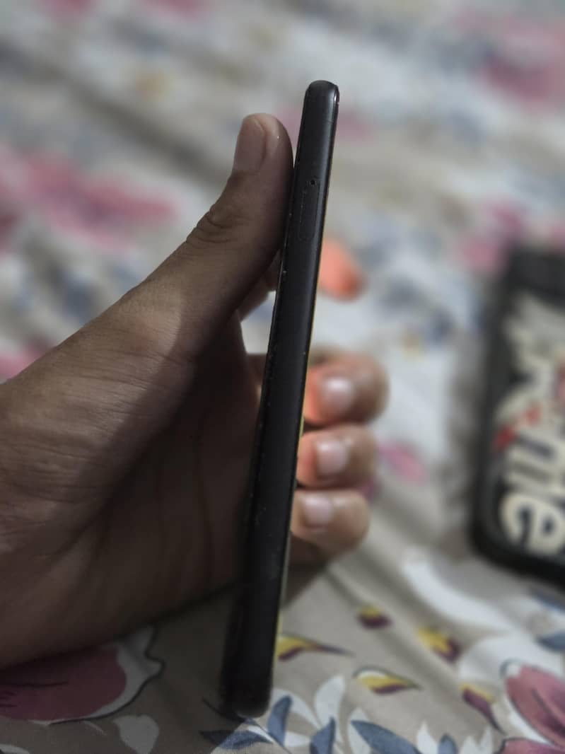 GOOGLE PIXEL 4 3