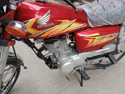 Honda 125 Hyderabad number 20 model