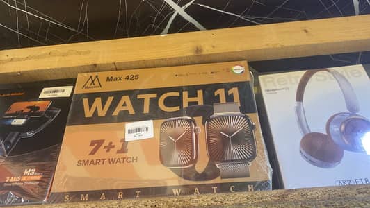 Smart watches⌚