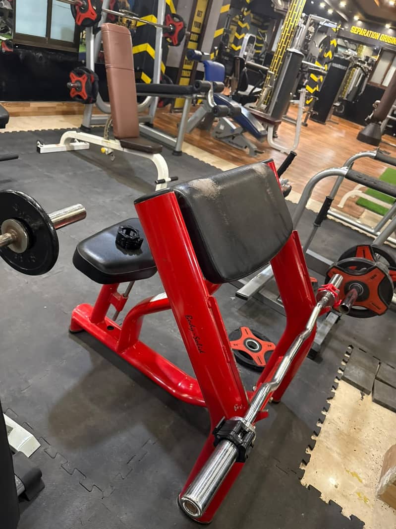gym machine / treadmill / exercise cycle / exercise machine / elliptic 6