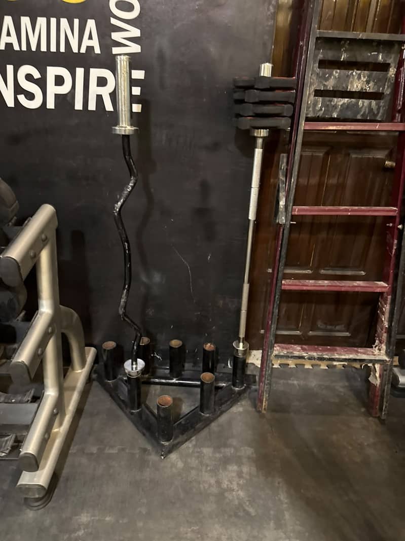 gym machine / treadmill / exercise cycle / exercise machine / elliptic 10