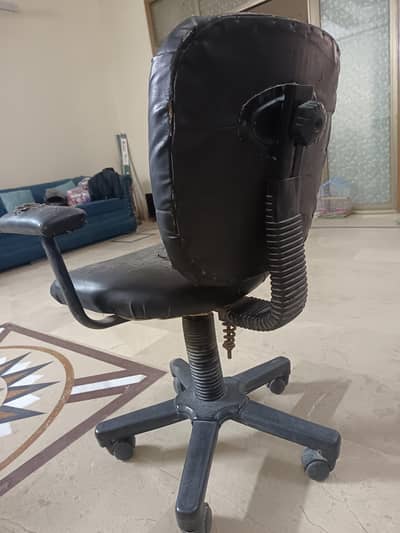 Office a4nd computer chair