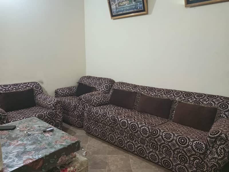 7 sitter sofa 0