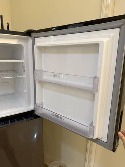 A v good condition refrigerator for sale