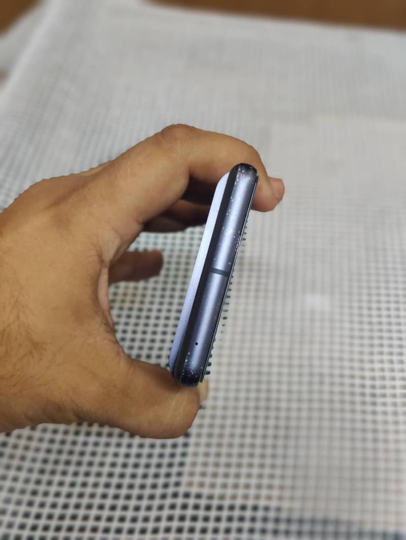 Google Pixel 7 5