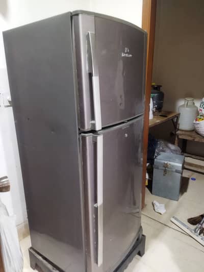 Dawalce refrigerator just like new,03245234442
